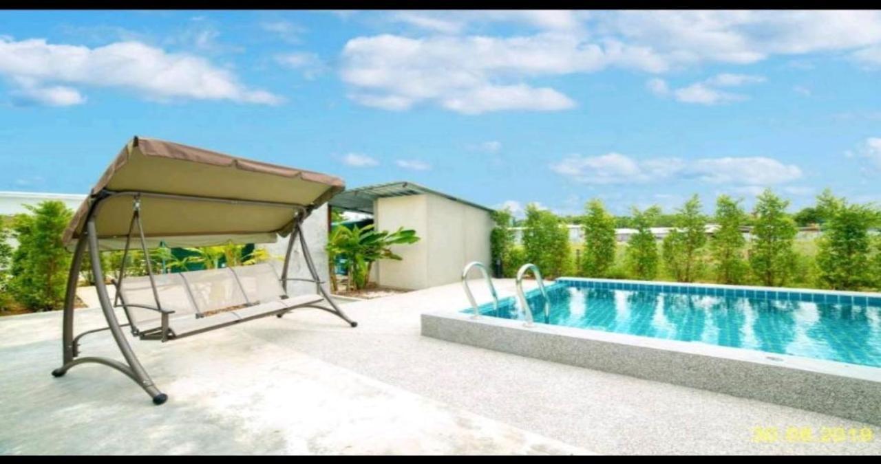 Malinee Resort Bang Tao Beach  Exterior photo