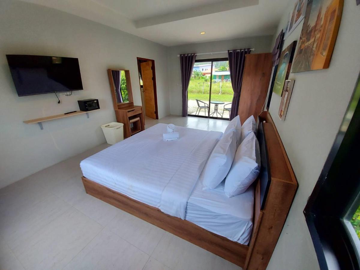 Malinee Resort Bang Tao Beach  Exterior photo